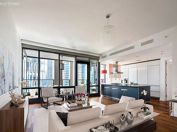3rd image of 101 Warren St #3040