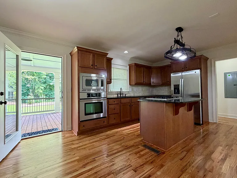 2020 Shillings Rd NW — Photo 7