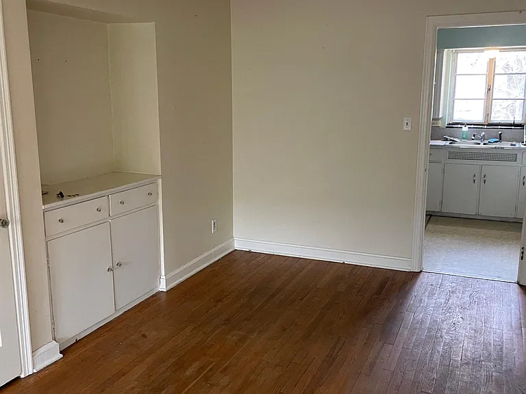 382 Kimberly Ave #3-1 — Photo 2