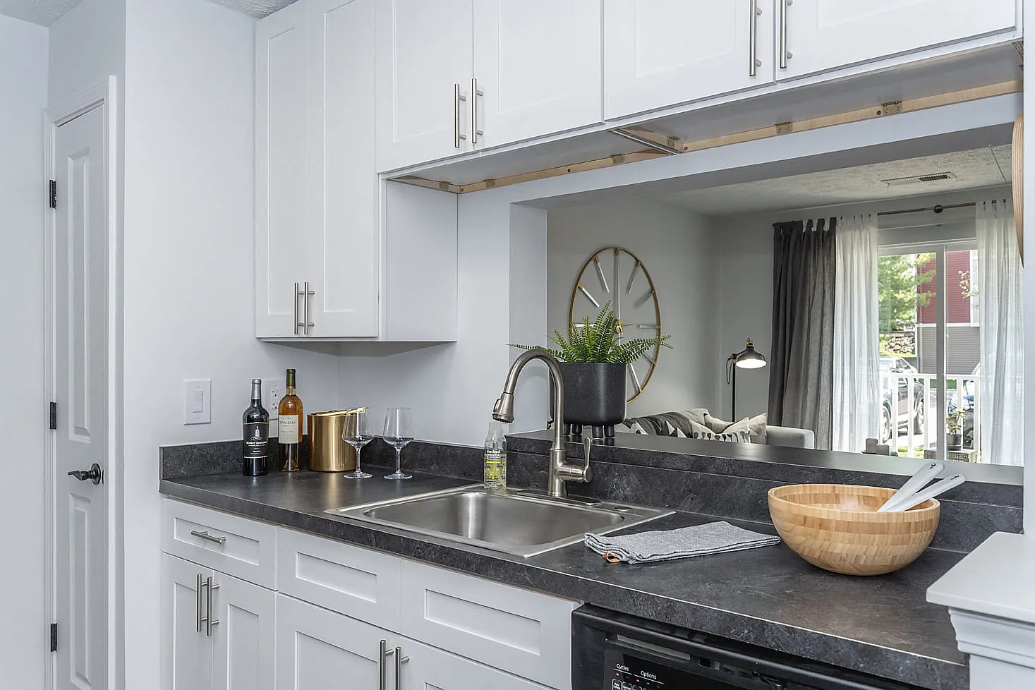 Galbraith Pointe Apartments and Townhomes — Photo 1