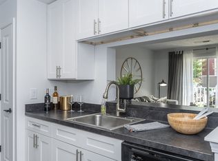 Galbraith Pointe Apartments and Townhomes, Cincinnati, OH 45231