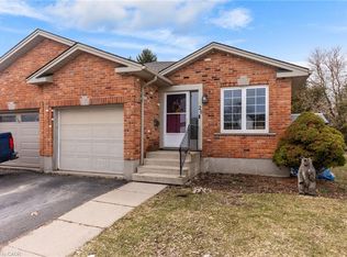 28 Gemmell Ct, Stratford, ON N5A 7W9