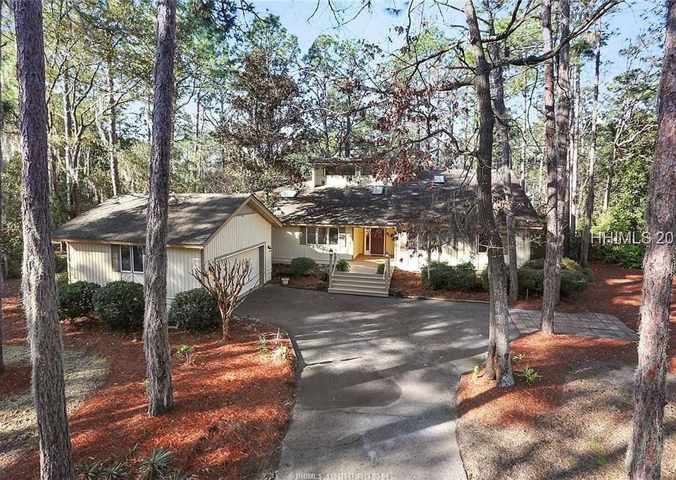 1st image of 31 Big Woods Dr