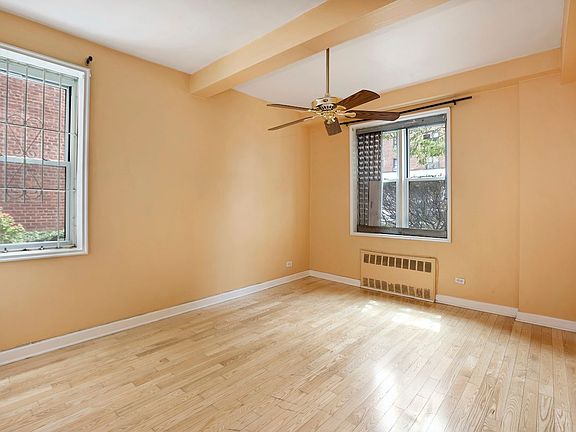 5th image of 525 W 236th St APT C