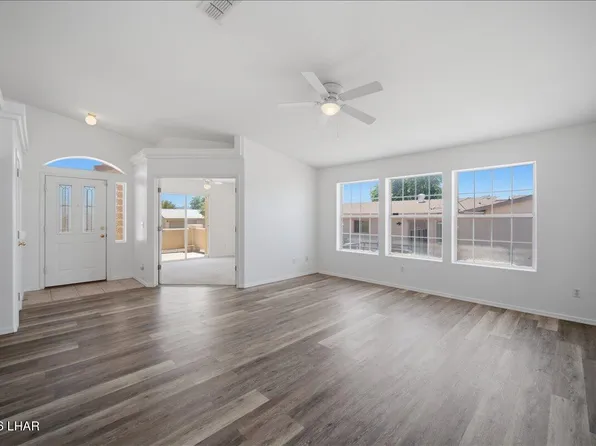 2675 Huntington Dr, Lake Havasu City, AZ 86403