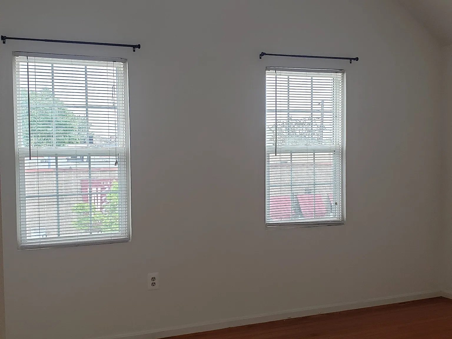 1 bed, 800 sqft, $1,395 — Photo 1