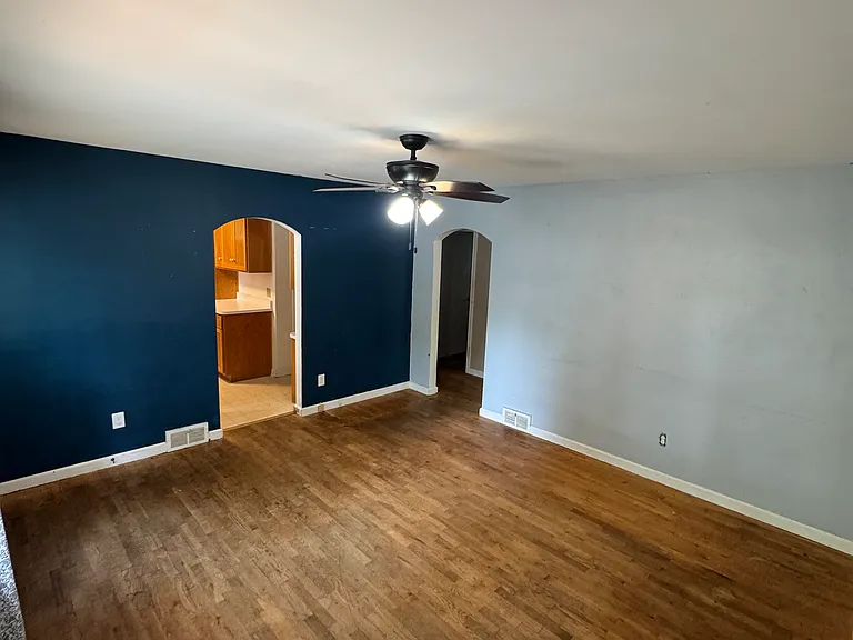 1668 W Homewood Ave — Photo 7