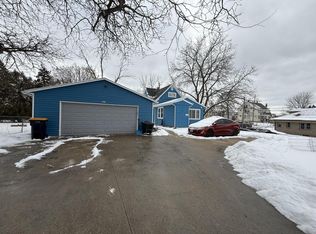 8633 W Lapham St, West Allis, WI 53214