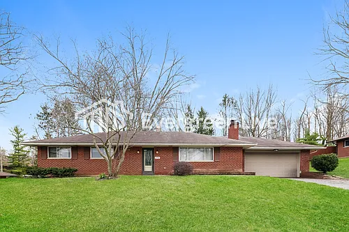 240 Hilltop Dr Photo 1