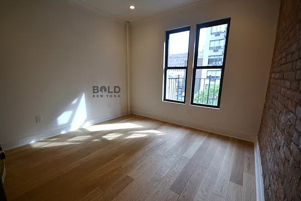 Rented by Bold New York | media 20