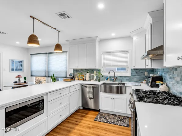 23 Port Royal Drive, Toms River, NJ 08757