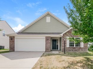 2532 Copper Hill Dr, Indianapolis, IN 46239