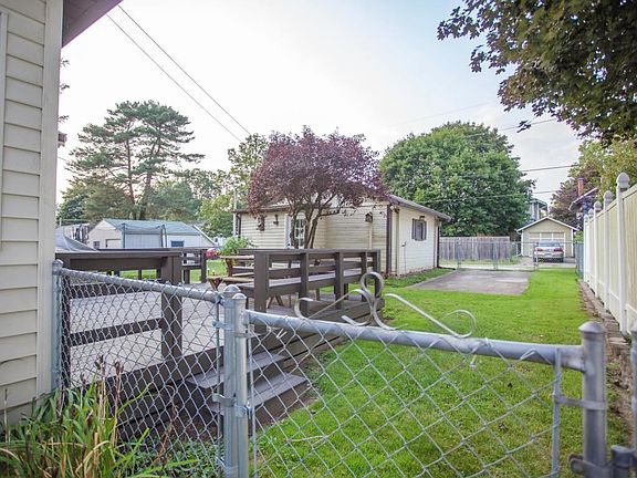 5th image of 188 Fairfield Ave