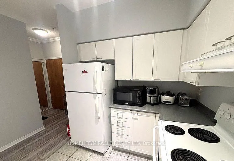 115 Richmond St E #605 — Photo 7