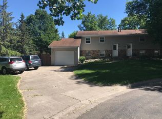 10705 11th Ave N, Plymouth, MN 55441