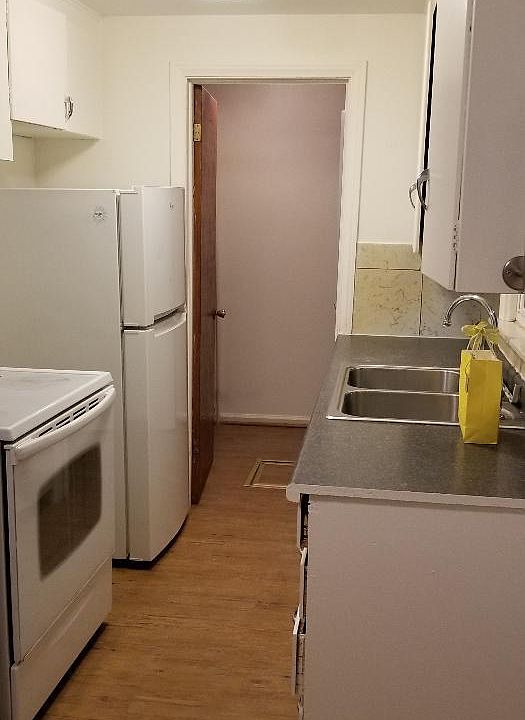 1st image of 1207 White St #3