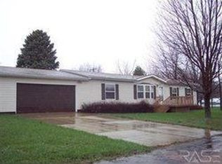 107 S Nora St, Viborg, SD 57070