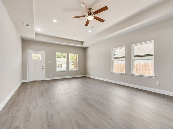 2nd image of 3012 Silver St