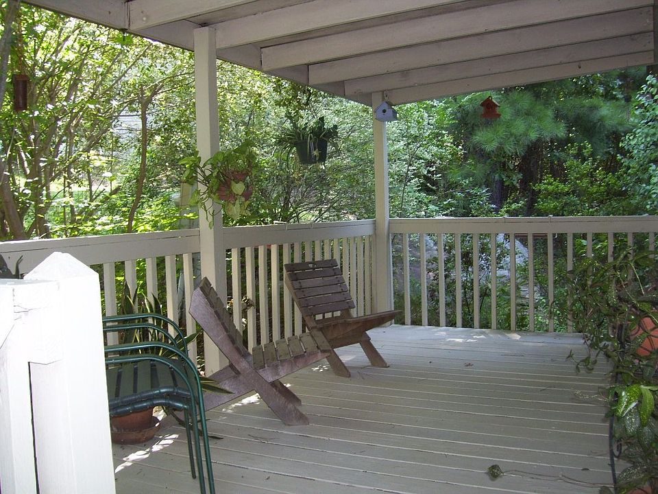 awesome front porch!