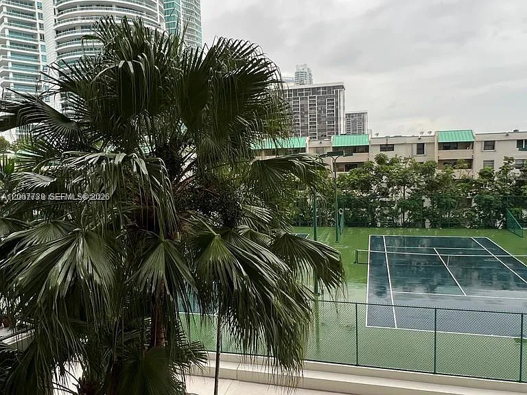 2333 Brickell Ave #307 — Photo 4