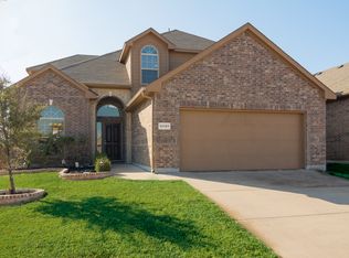 13101 Red Robin Dr, Fort Worth, TX 76244