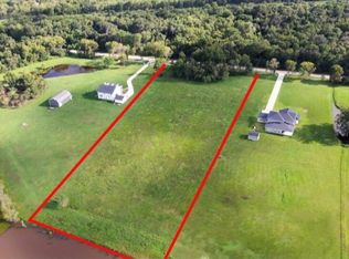 810 County Road 34, Angleton, TX 77515