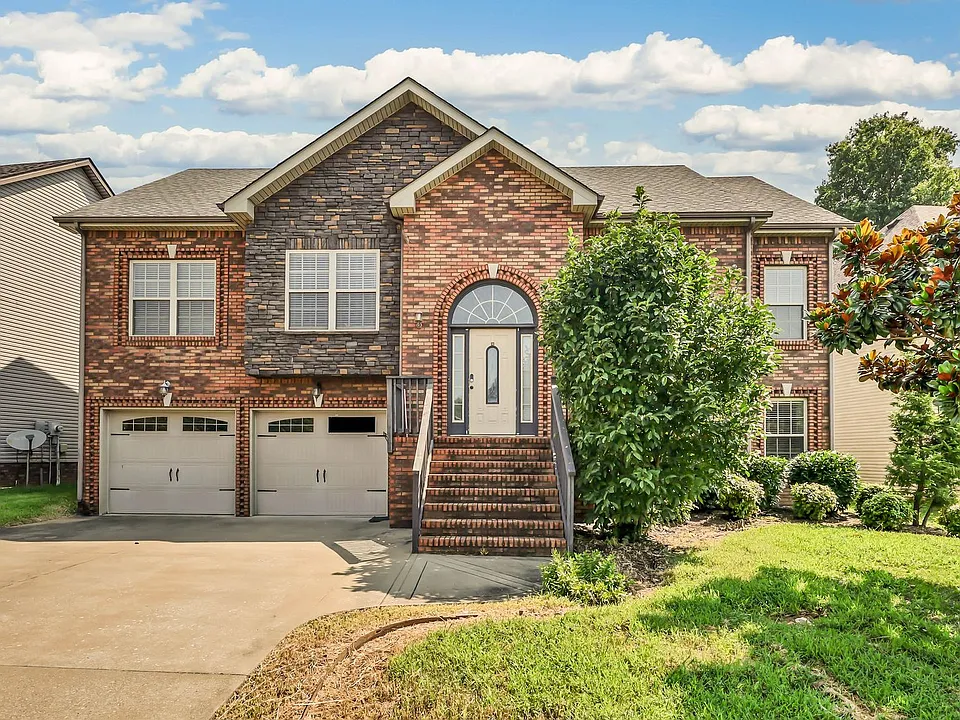 1712 Apache Way
