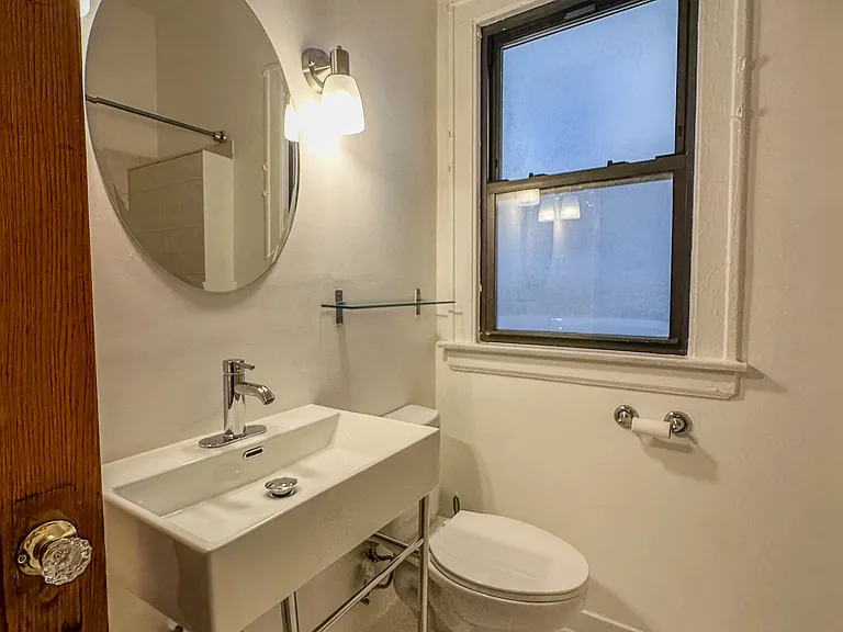 1104 N Ashland Ave #2 — Photo 12