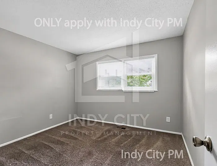 3 bed, 1.5 bath, 1467 sqft, $1,575 — Photo 4