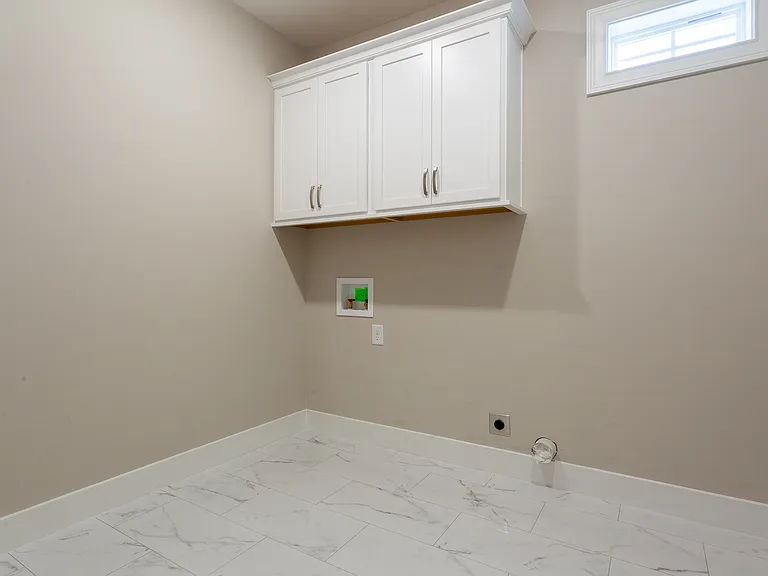 243 Bellshire Dr — Photo 17