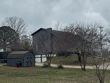 105 Pennycuick Dr — exterior photo