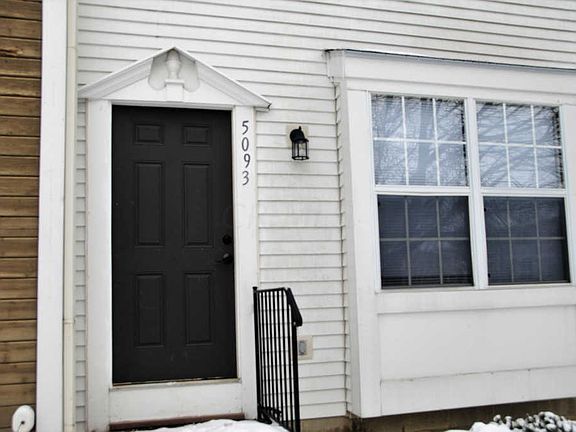 2nd image of 5093 Singleton Dr #35B