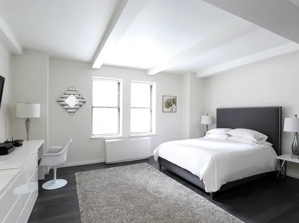 150 West 51st Street image 1 of 12