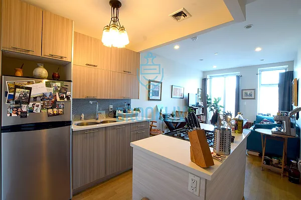 Rented by null | media 39