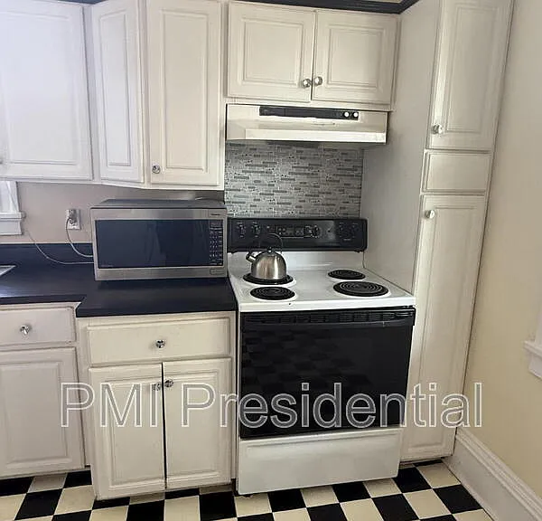 2804 E Leigh St #B — Photo 9