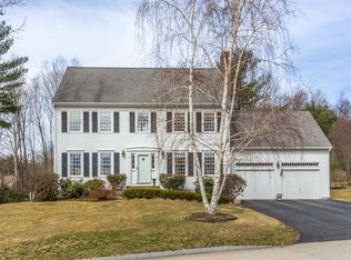 12 Hansom Dr, Merrimac, MA 01860