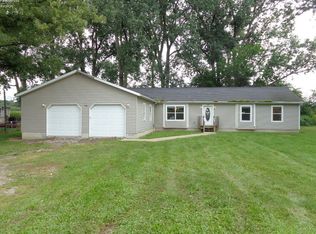 7708 Hayes Ave, Sandusky, OH 44870