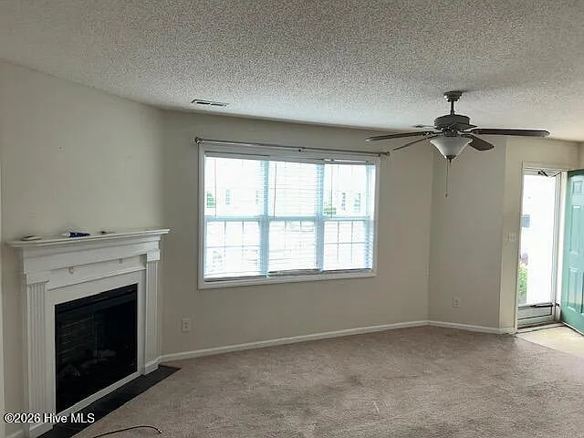1222 Cross Creek Cir #W-7 — Photo 3