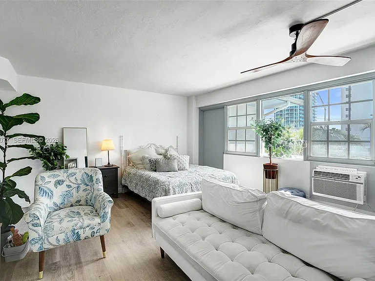 6484 Indian Creek Dr #208 — Photo 3