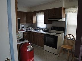 4th image of 1155 Bishop Ave