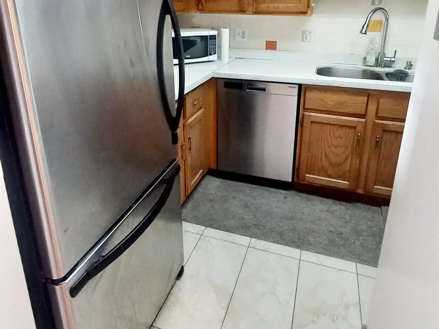 2 bed, 1.5 bath, 942 sqft, $2,600 — Photo 4