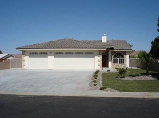 12835 Briarcliff Dr, Victorville, CA 92395