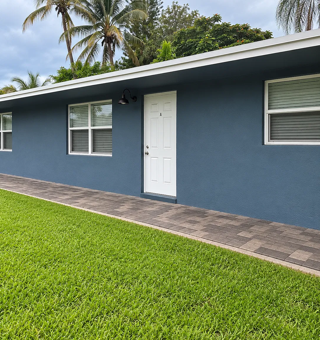 2 bed, 800 sqft, $2,200 — Photo 2