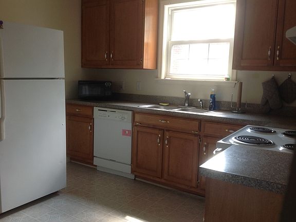 Kitchen, electric stove