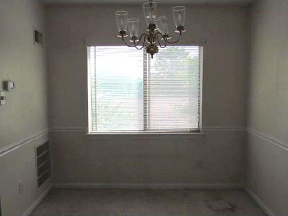 5th image of 10618 Provincial Dr #42