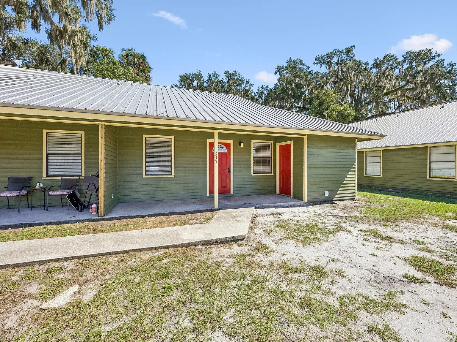 2 bed, 840 sqft, $1,500 — Photo 3