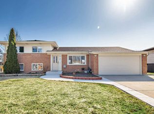 923 Anderson Ter, Des Plaines, IL
