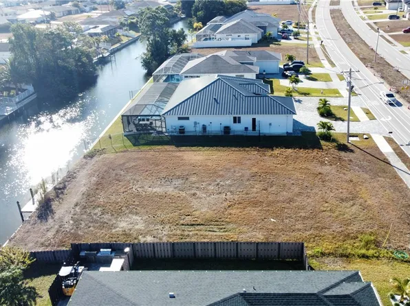 227 Cultural Park Blvd N, Cape Coral, FL 33909