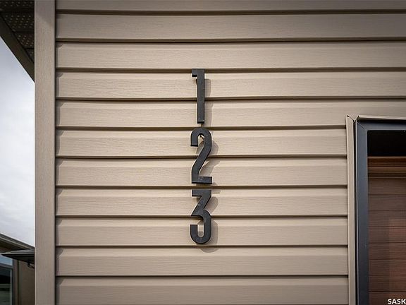 5th image of 123 Hodges CRESCENT