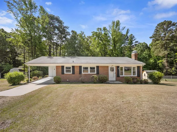519 Nixon Dr, Sanford, NC 27330